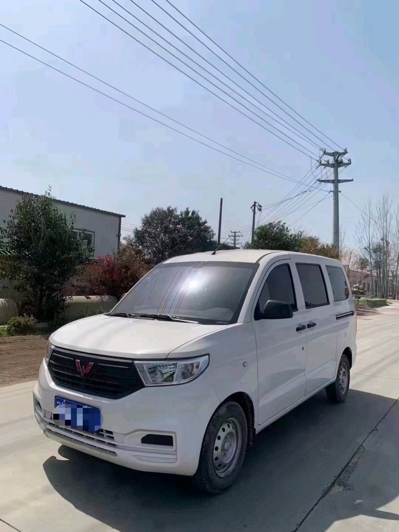 濟南20年五菱汽車宏光6