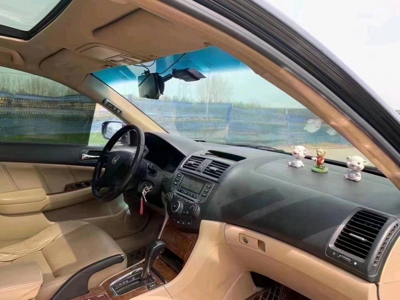 北京07年本田雅阁8