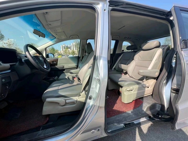 中山16年本田奥德赛9