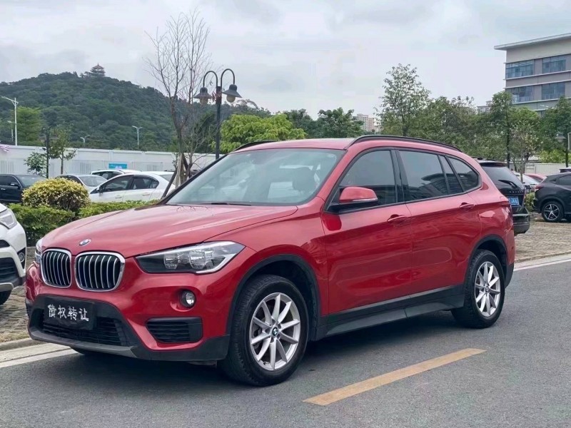中山19年宝马X12