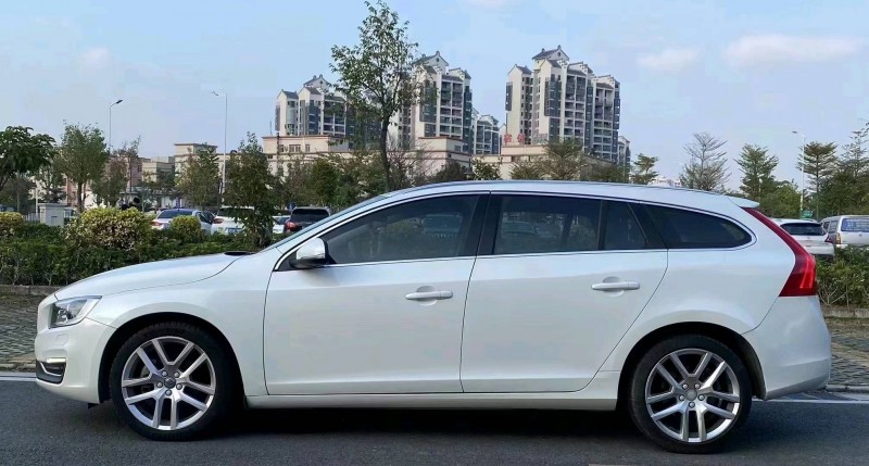 中山17年沃爾沃V603