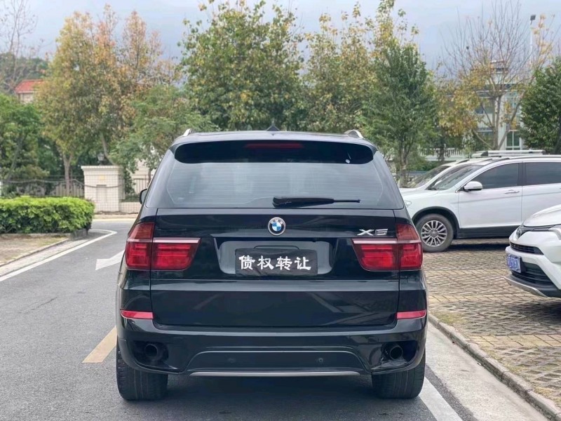 中山13年宝马X54