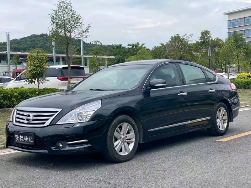 中山11年日產天籟4