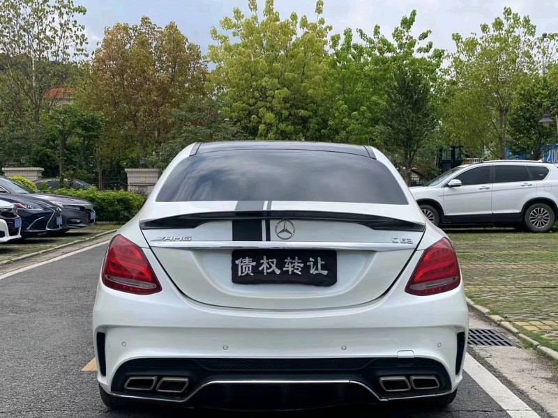 中山16年奔驰C4