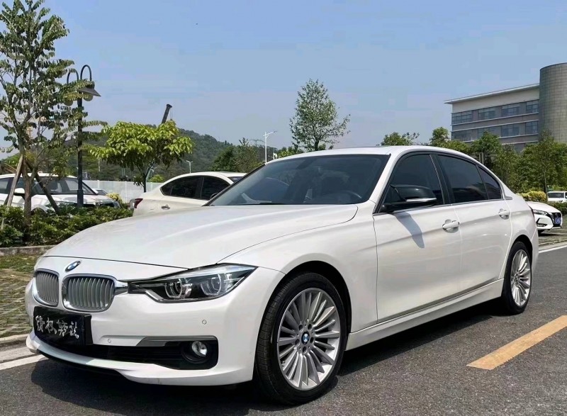 中山18年宝马3系2