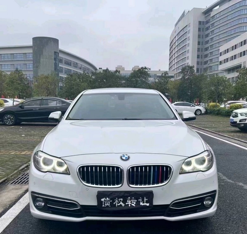 中山16年宝马5系9