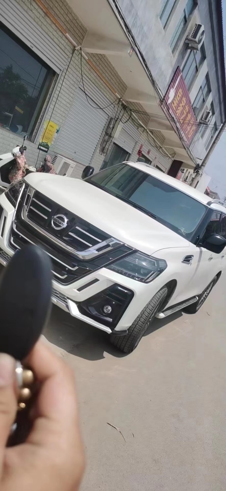 聊城18年日產途樂6