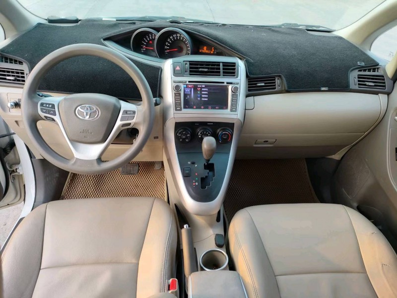 徐州14年丰田逸致2