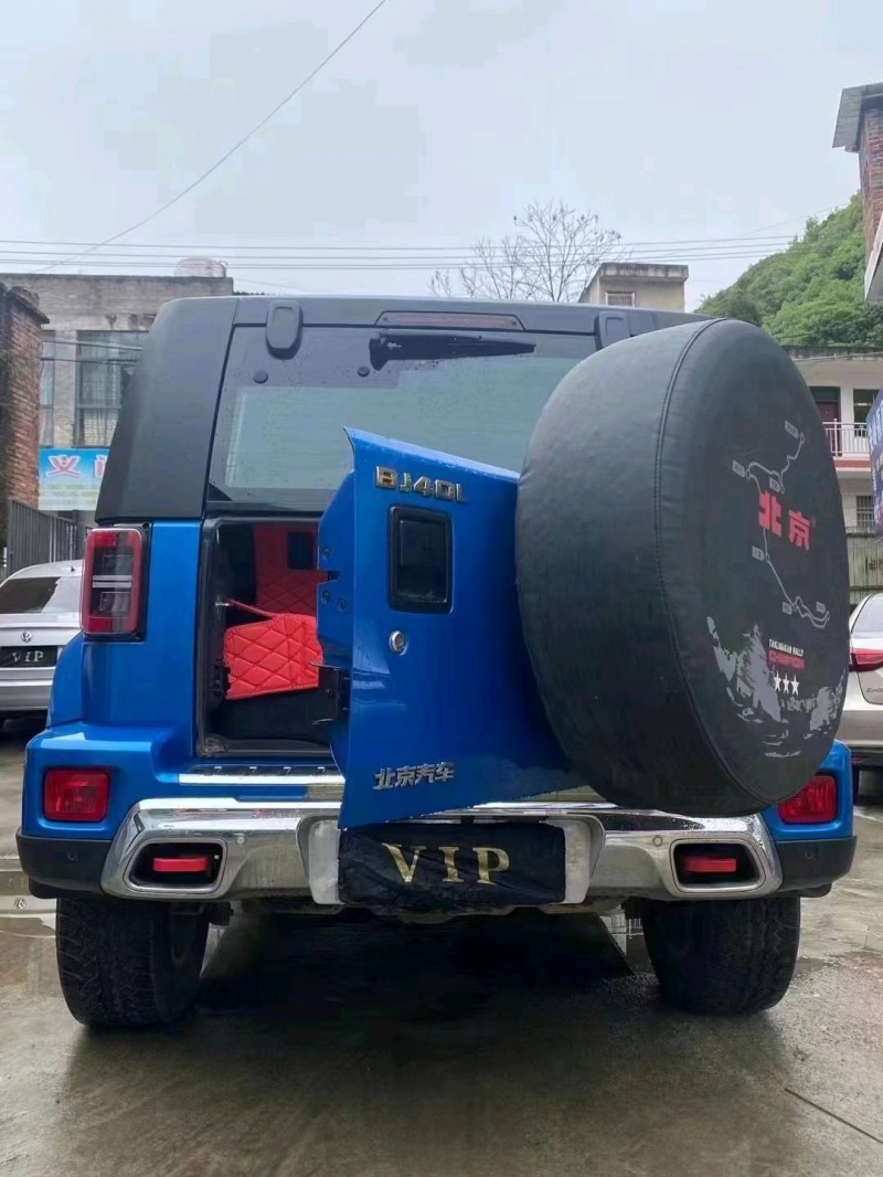 銅仁20年北京BJ402
