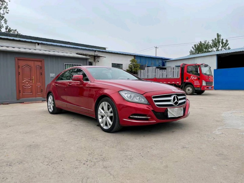 徐州14年奔驰CLS8