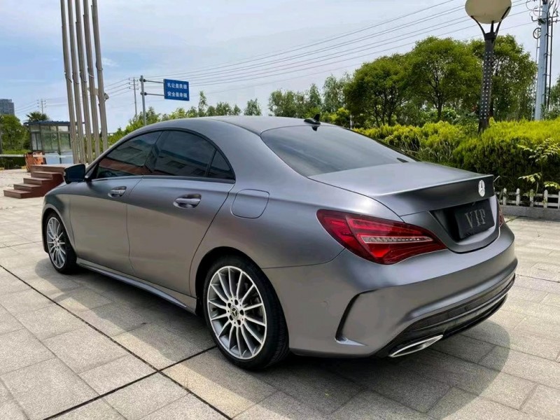盐城18年奔驰CLA1