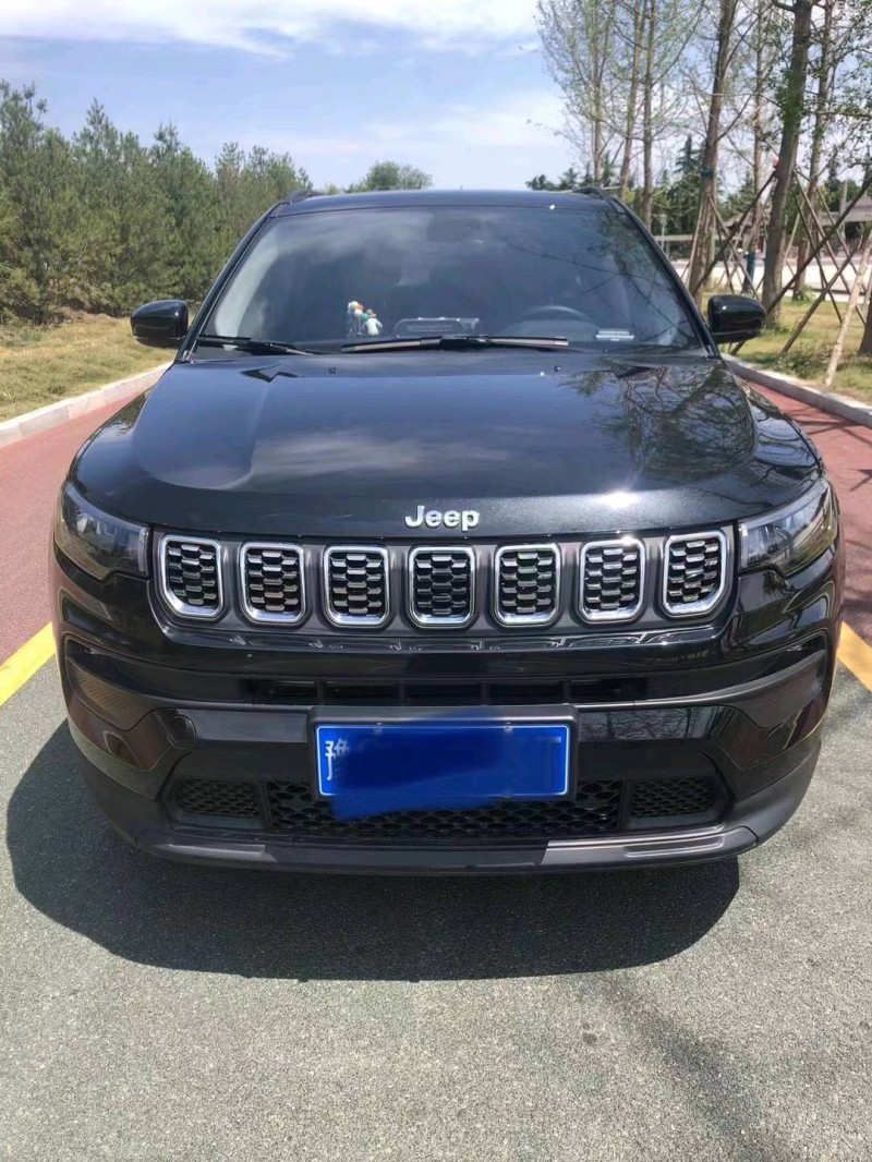 洛陽21年Jeep指南者9