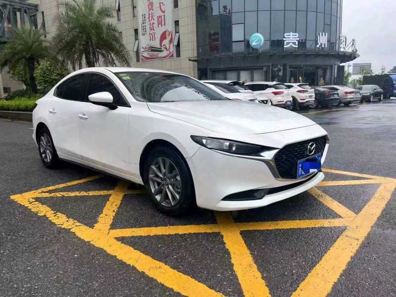 宜春21年馬自達昂克賽拉2