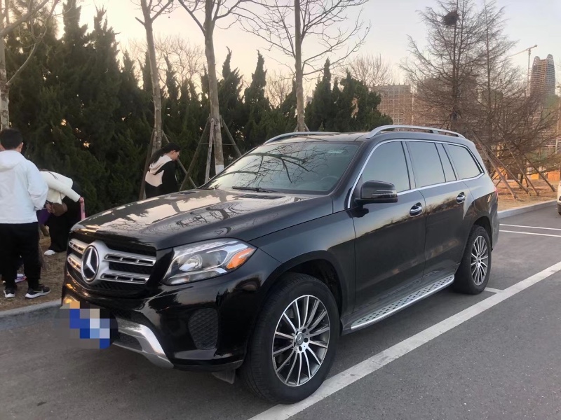 青岛17年奔驰GLS2