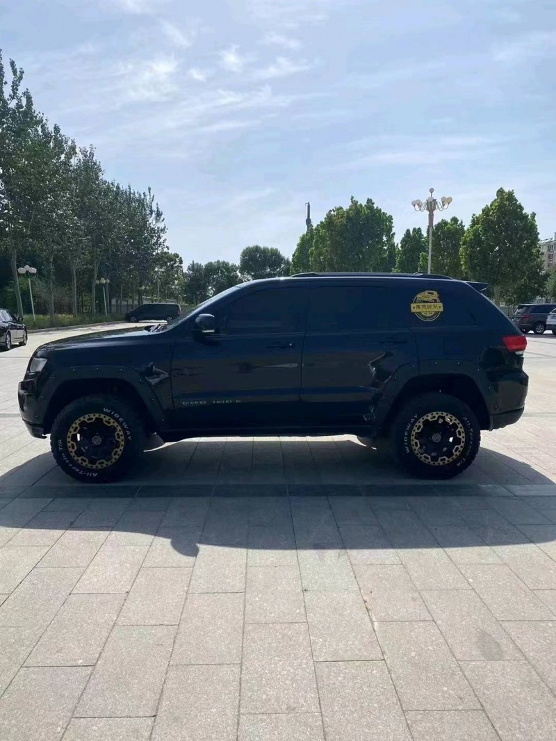邢臺14年Jeep大切諾基7