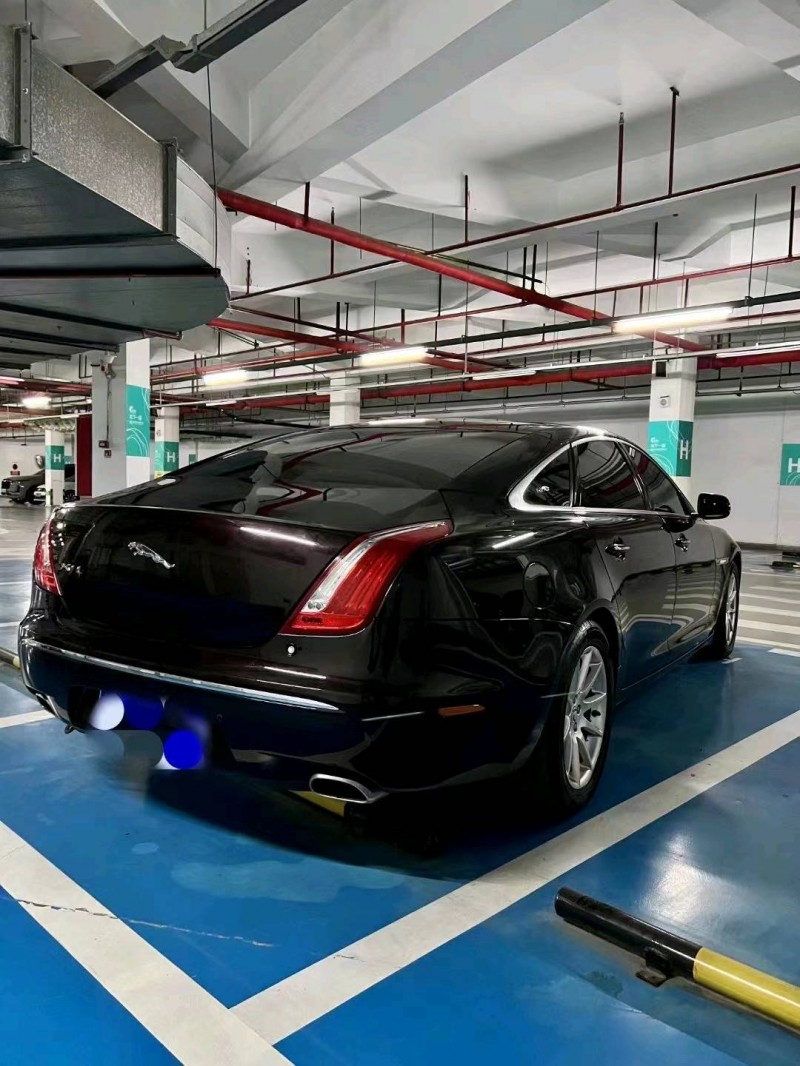 天津12年捷豹XJL7