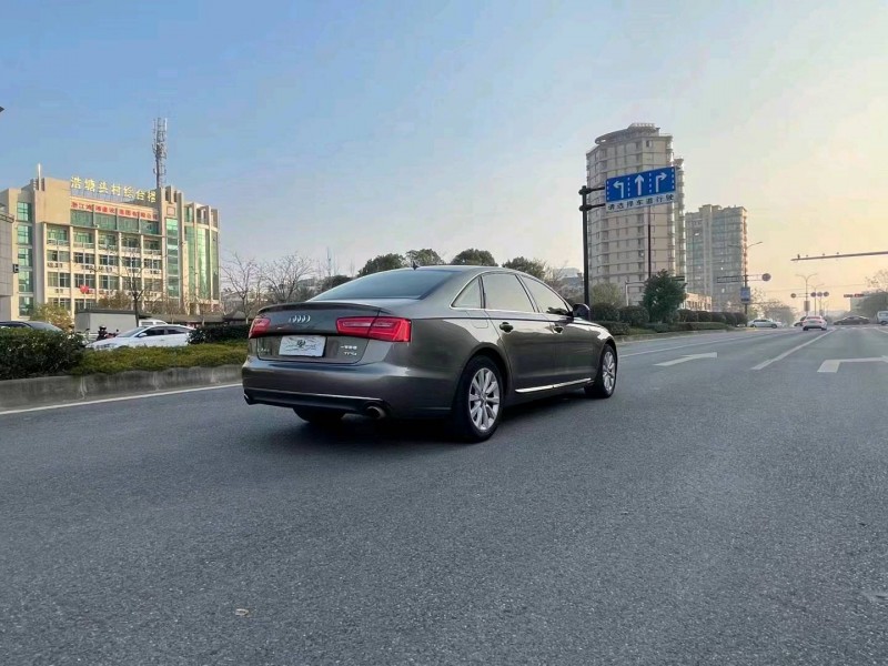 紹興14年奧迪A6L6