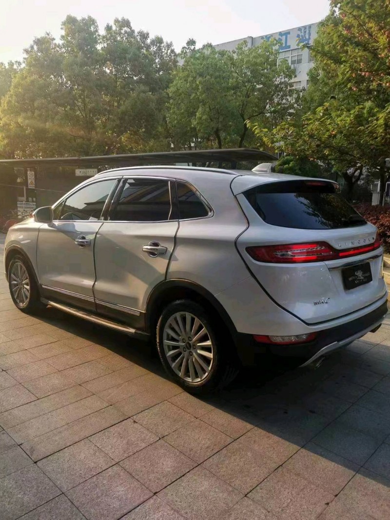 嘉興19年林肯MKX6