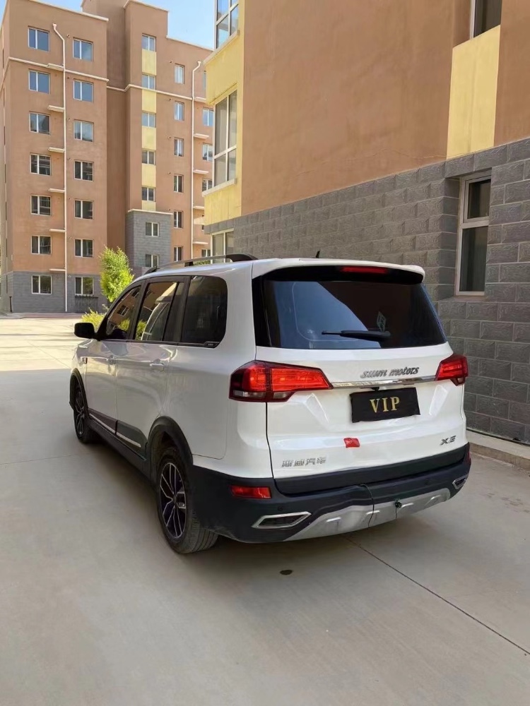 石家莊21年SWM斯威汽車X33