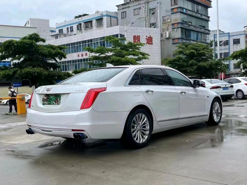 東莞17年凱迪拉克CT68