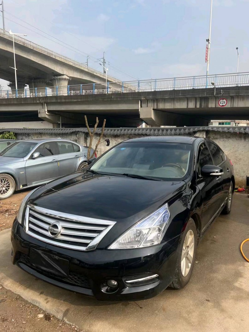 廣州12年日產天籟3