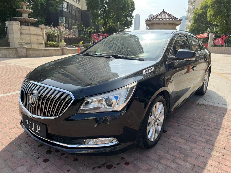 北京15年别克君越8