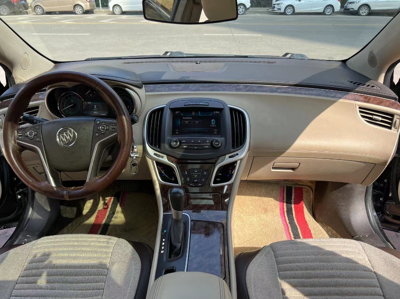 北京15年别克君越5