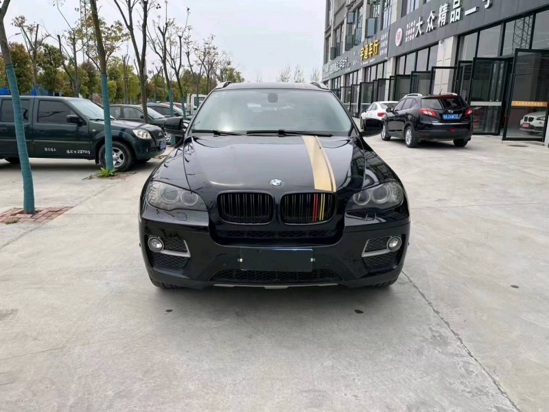 鄂州12年寶馬X69