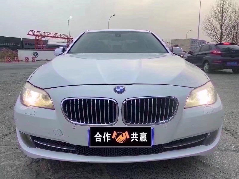 青岛13年宝马5系9