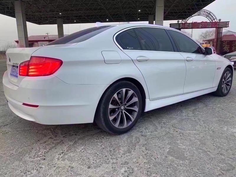 青岛13年宝马5系1