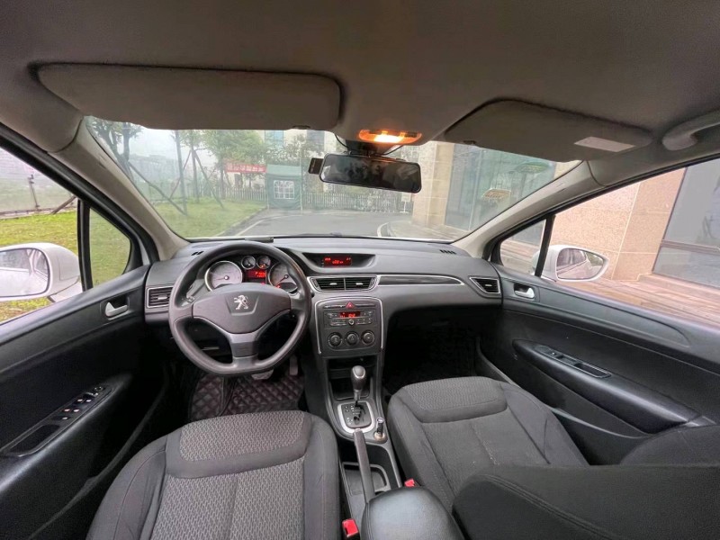 成都16年标致3084