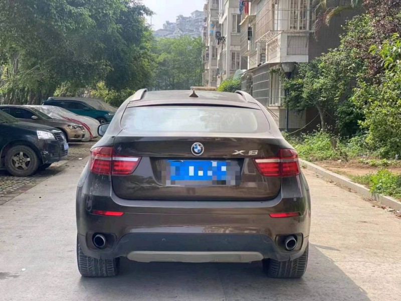 南平13年寶馬X61