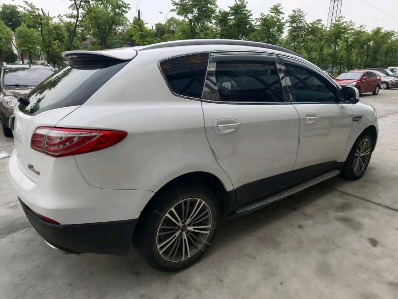 武漢16年納智捷大7 SUV5