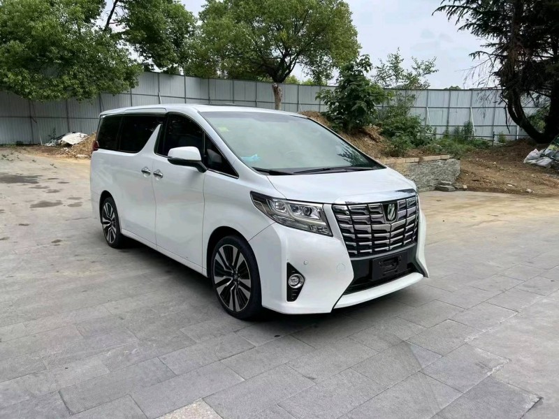 徐州17年丰田埃尔法7