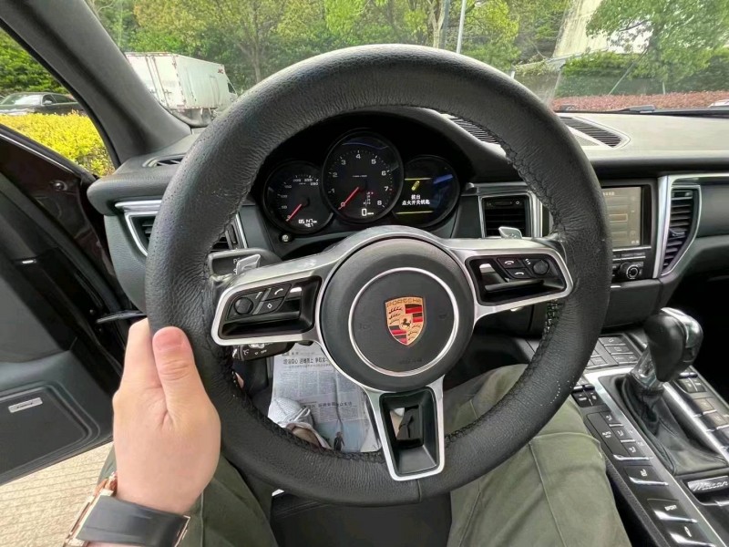 湖州14年保時捷Macan3