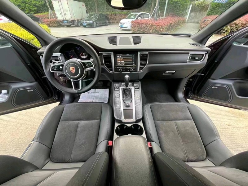 湖州14年保時捷Macan4