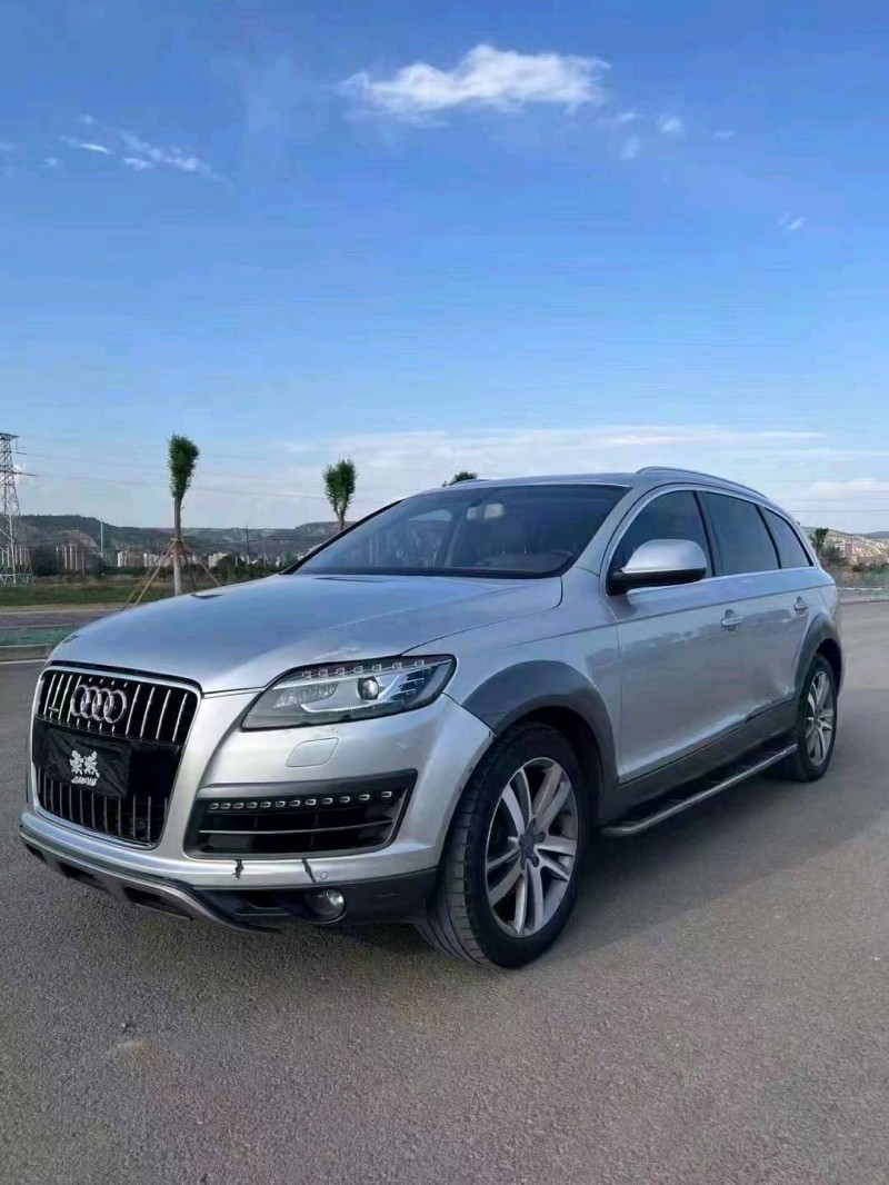 重慶10年奧迪Q73