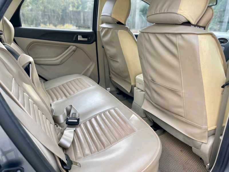 东莞13年福特福克斯8