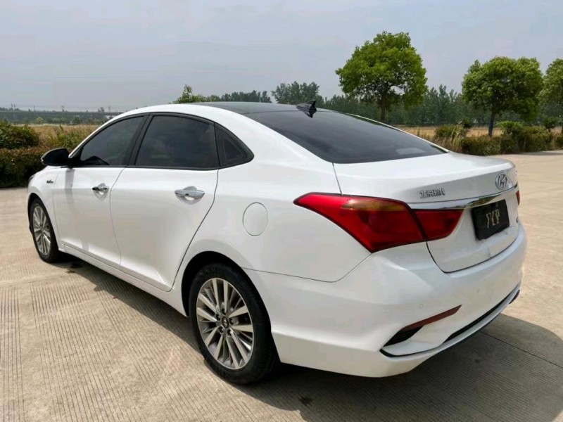 盐城18年现代名图5