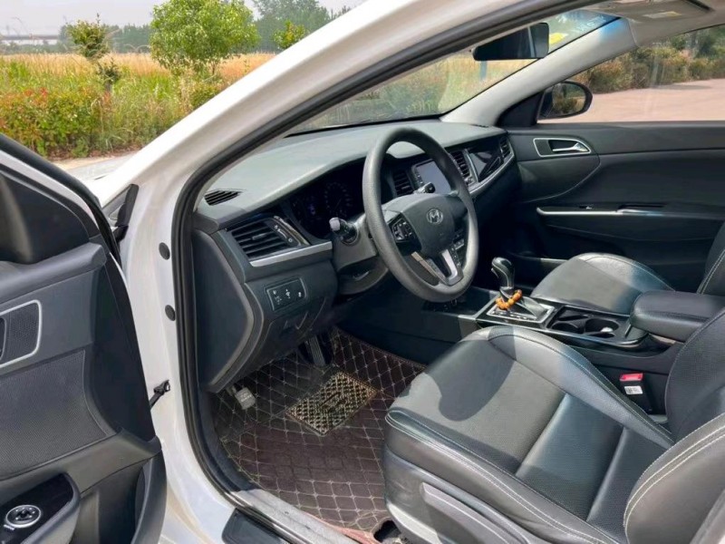 盐城18年现代名图6