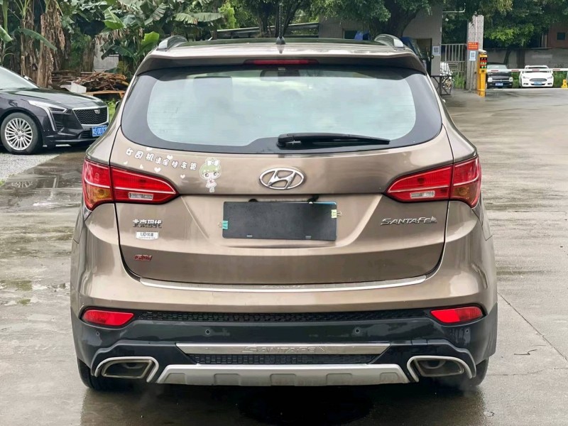 东莞14年现代全新胜达5