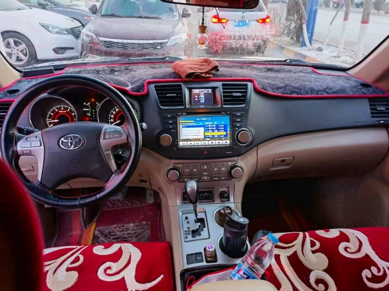 北京11年丰田汉兰达8