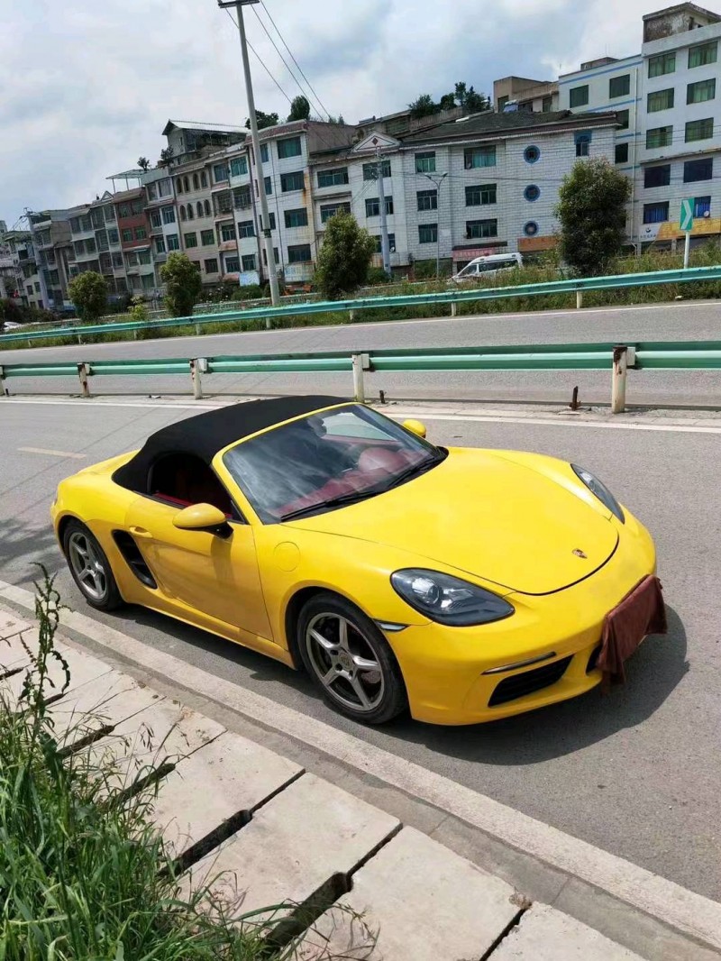 黔西南17年保時捷7183