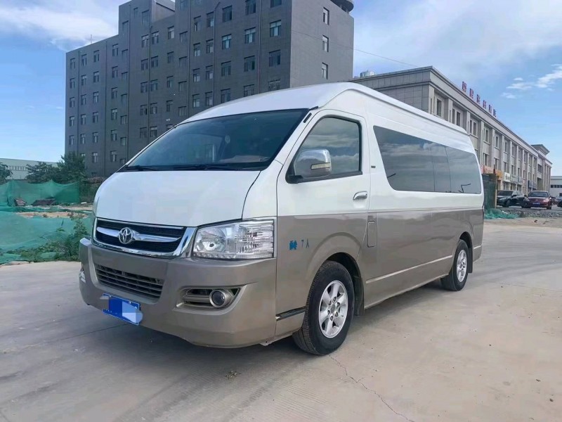 秦皇島14年九龍大MPV2