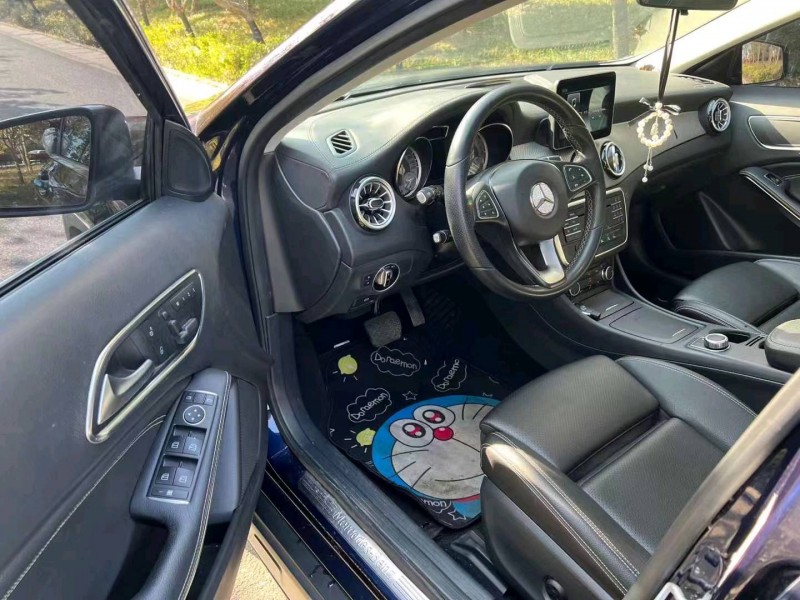 绍兴16年奔驰GLA2