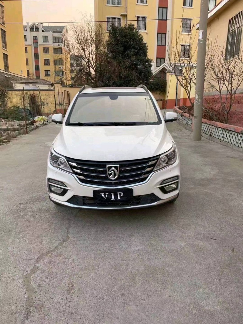 煙臺17年寶駿5601