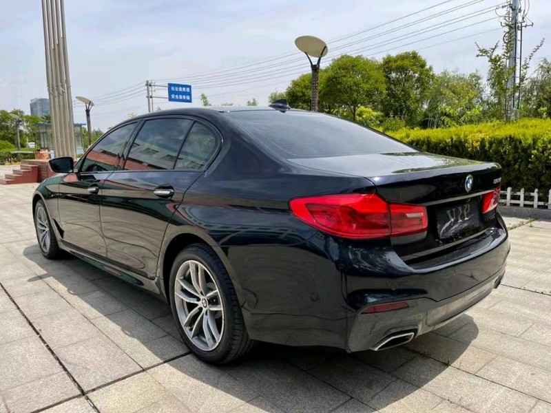 盐城19年宝马5系9