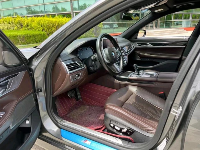 盐城19年宝马7系6