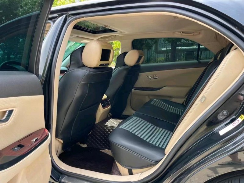 盐城11年丰田皇冠5