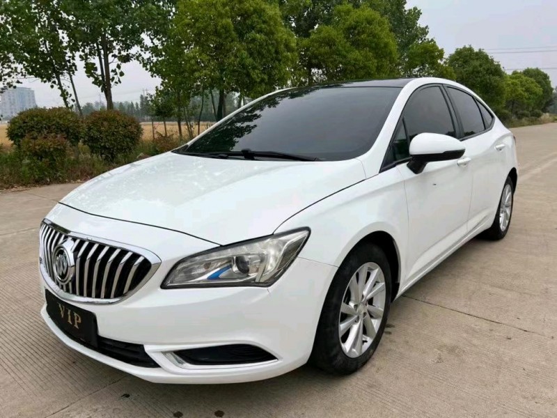 盐城17年别克威朗8